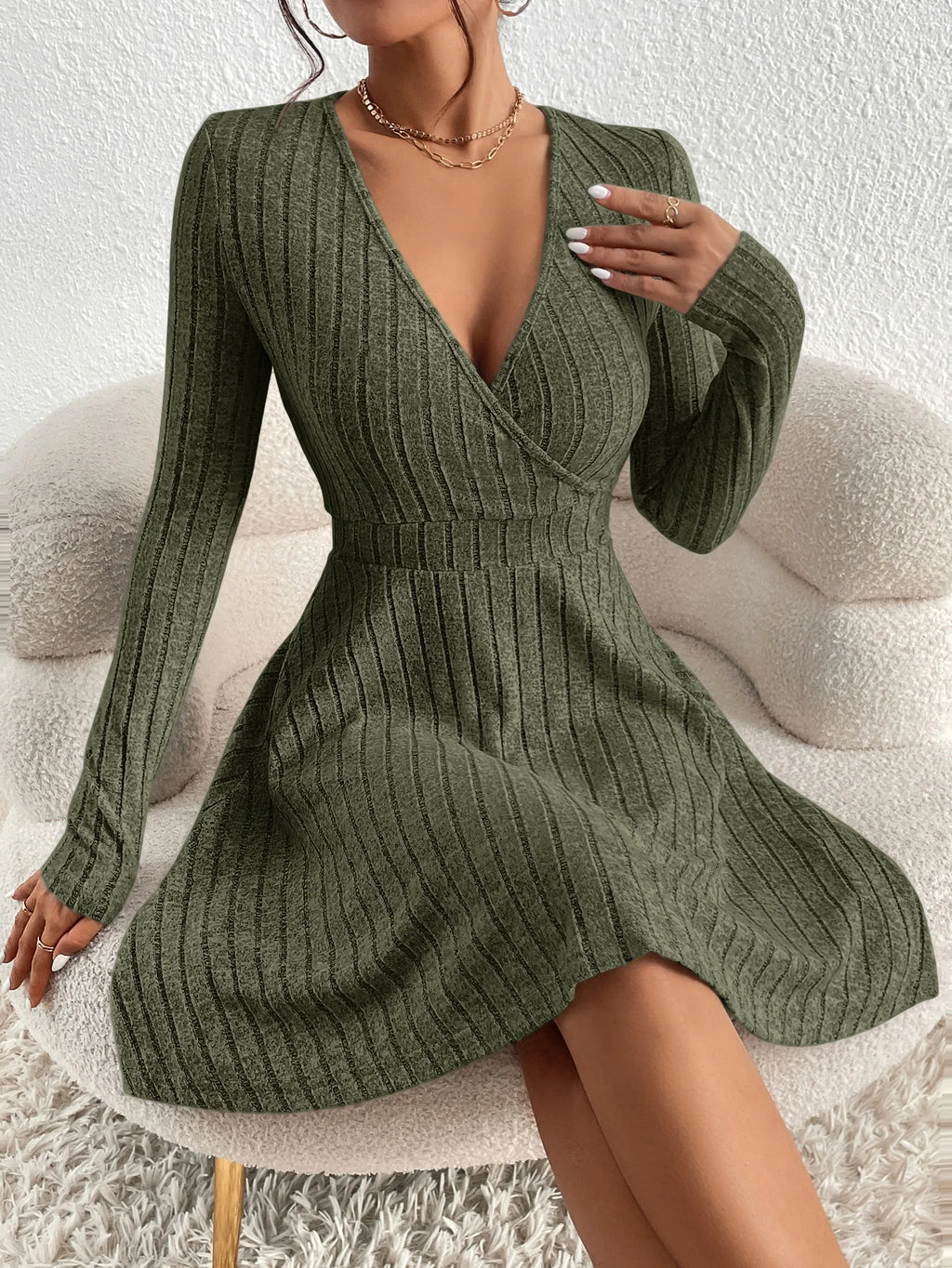 V-Neck Long Sleeve Knit